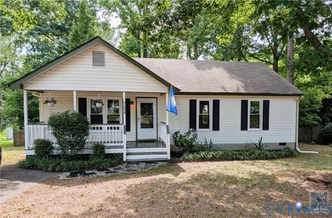 Photo of 3206 Terrybluff Drive, Midlothian, VA 23112 (MLS # 2617069)