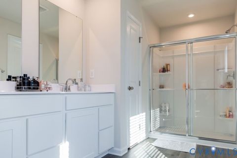 Tiny photo for 318 Pointers Drive, West Point, VA 23181 (MLS # 2615199)