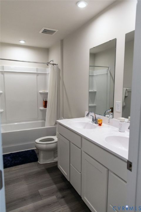 Tiny photo for 318 Pointers Drive, West Point, VA 23181 (MLS # 2615199)