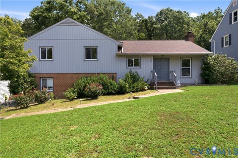 Photo of 3231 Ludgate Road, Chester, VA 23831 (MLS # 2622514)