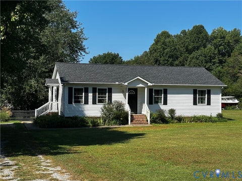 Photo of 4020 Cralles Road, Amelia Courthouse, VA 23002 (MLS # 2623625)