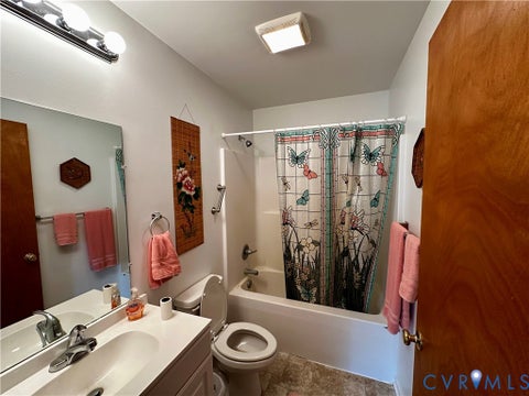 Tiny photo for 4020 Cralles Road, Amelia Courthouse, VA 23002 (MLS # 2623625)