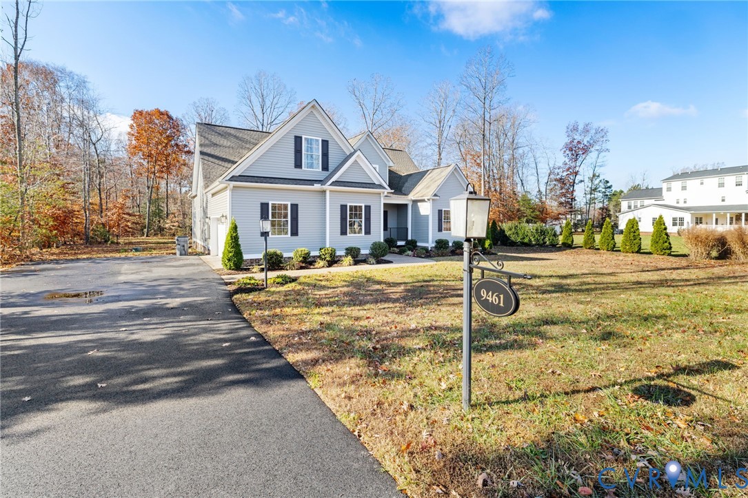 9461 Wickham Crossing Way