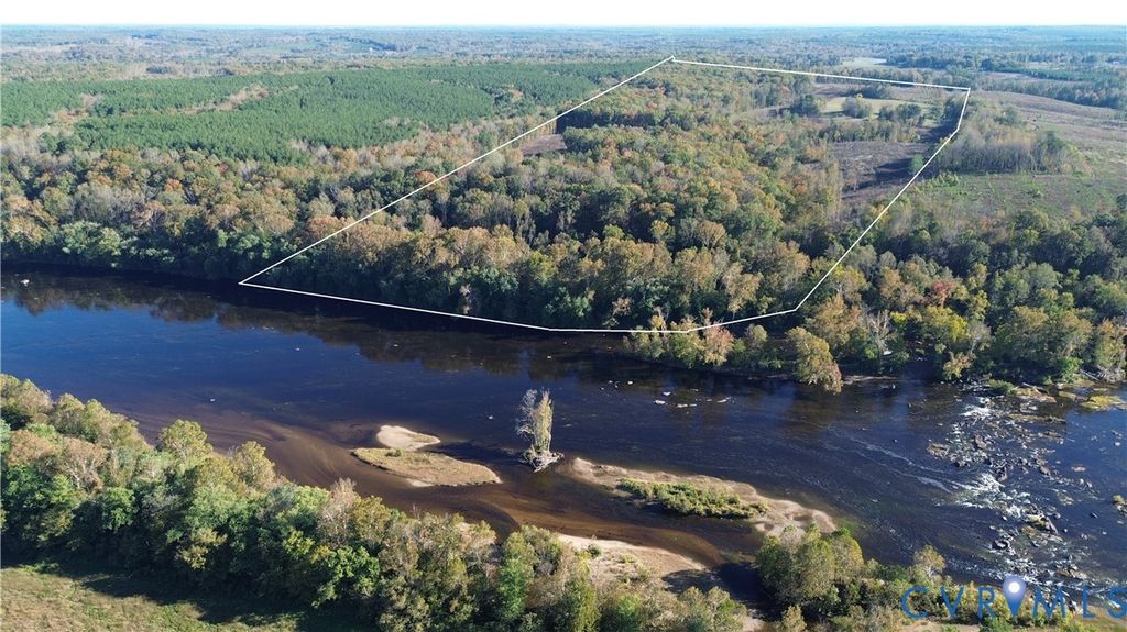 Photo for 00 Warren Ferry Road, Scottsville, VA 24590 (MLS # 2529586)