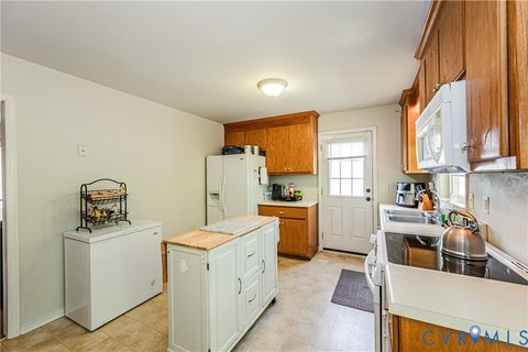 Tiny photo for 4201 Kenneth Drive, North Dinwiddie, VA 23803 (MLS # 2611507)