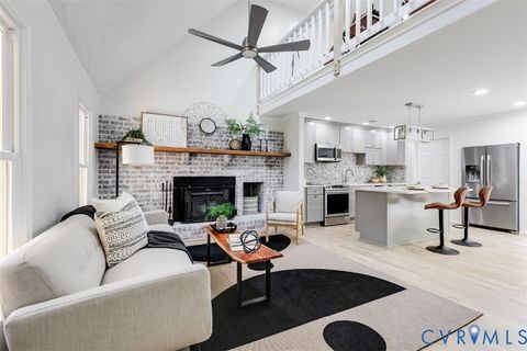 Tiny photo for 10302 Teelin Court, Chesterfield, VA 23832 (MLS # 2525727)