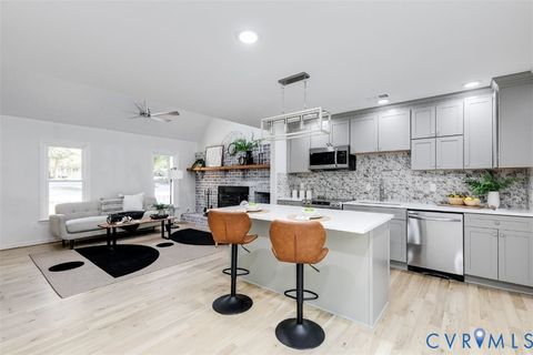 Tiny photo for 10302 Teelin Court, Chesterfield, VA 23832 (MLS # 2525727)