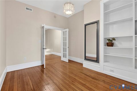 Tiny photo for 18 N 30th Street, Richmond, VA 23223 (MLS # 2532986)