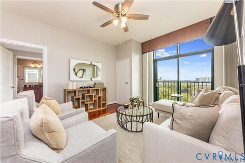 Photo of 1101 Haxall Point #U904, Richmond, VA 23219 (MLS # 2624307)