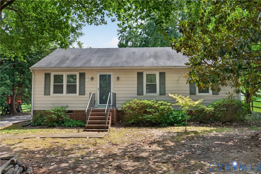 Photo 1 of 34 — 7100 Colonel Crump Drive, Mechanicsville, VA 23111