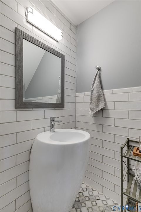 Tiny photo for 3013 R Street, Richmond, VA 23223 (MLS # 2603272)