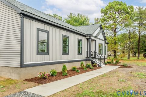 Tiny photo for 87 Crittenden Road, Deltaville, VA 23043 (MLS # 2530417)