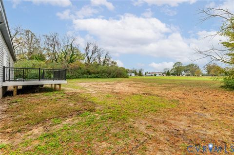 Tiny photo for 87 Crittenden Road, Deltaville, VA 23043 (MLS # 2530417)