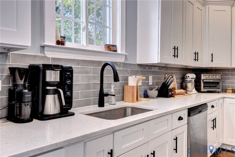 Tiny photo for 105 Yancey Street, Richmond, VA 23222 (MLS # 2625532)
