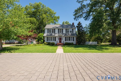 Photo of 209 Randolph Circle, Ashland, VA 23005 (MLS # 2617491)
