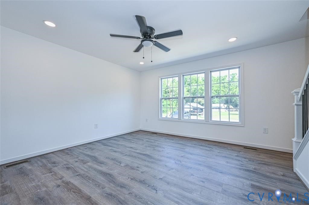 993 Swan Lane