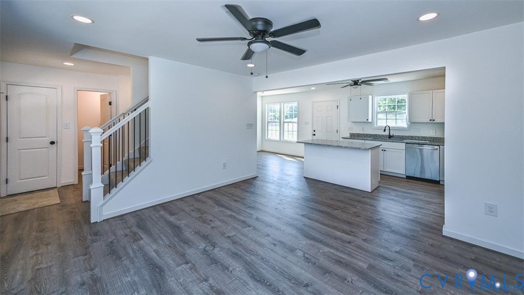 993 Swan Lane