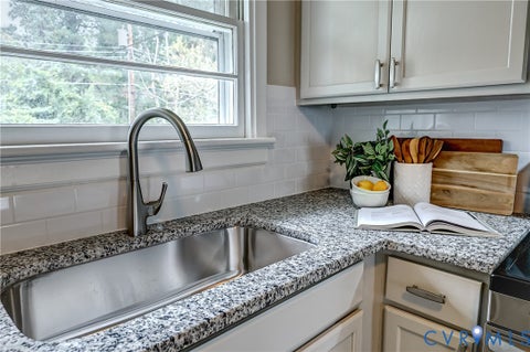Tiny photo for 5408 Tacoma Street, Henrico, VA 23230 (MLS # 2626374)