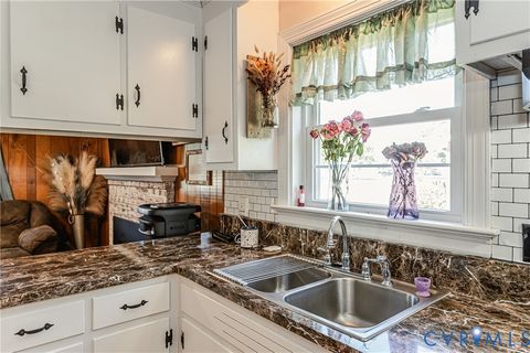 Tiny photo for 8004 Arnoka Road, Mechanicsville, VA 23111 (MLS # 2609243)