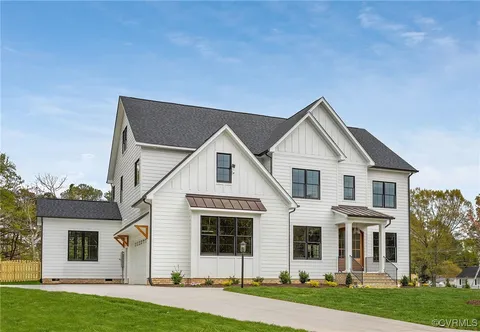 MLS: 2507646