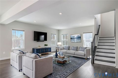 Tiny photo for 10907 Green Leaf Run, Spotsylvania, VA 22551 (MLS # 2604171)