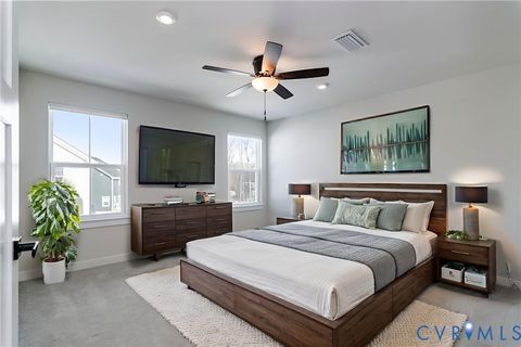 Tiny photo for 10907 Green Leaf Run, Spotsylvania, VA 22551 (MLS # 2604171)