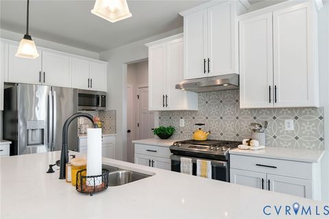 Tiny photo for 10907 Green Leaf Run, Spotsylvania, VA 22551 (MLS # 2604171)