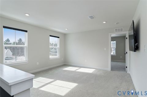 Tiny photo for 10907 Green Leaf Run, Spotsylvania, VA 22551 (MLS # 2604171)