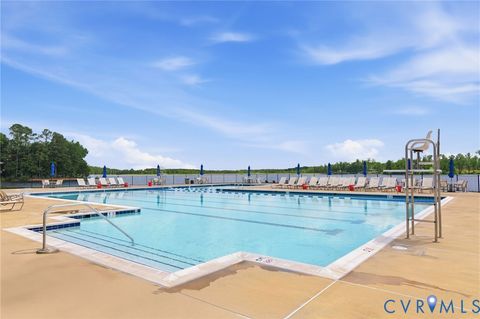 Tiny photo for 10907 Green Leaf Run, Spotsylvania, VA 22551 (MLS # 2604171)