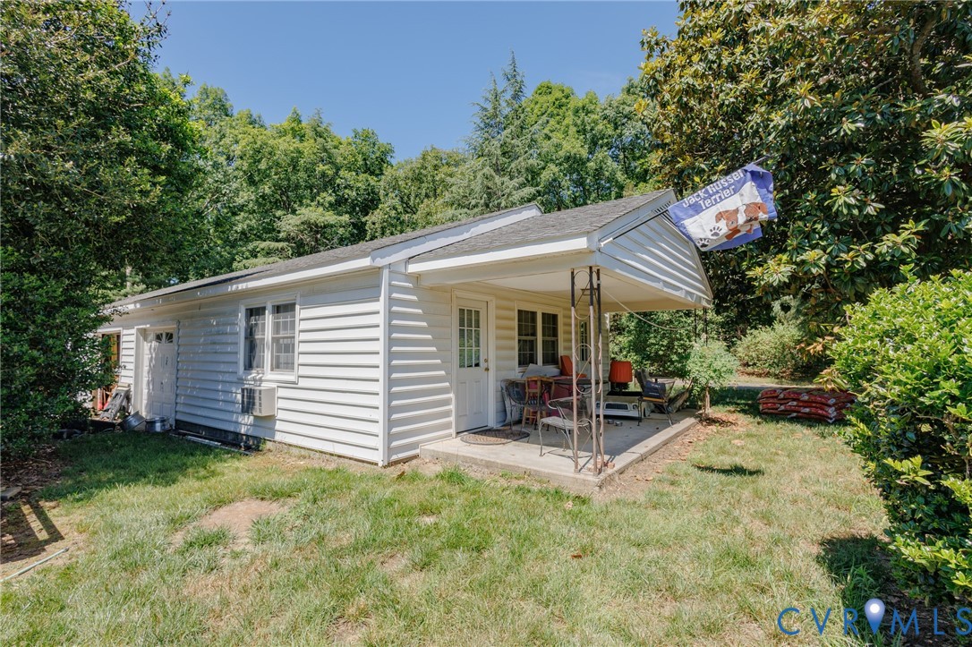 16400 Five Forks Road
