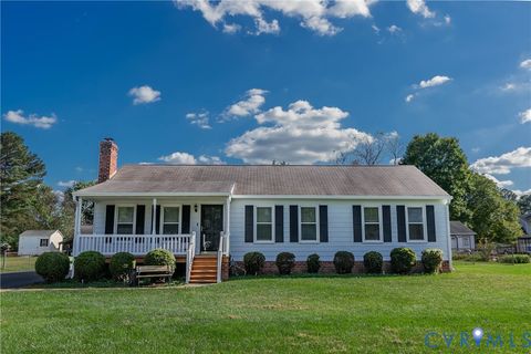 Photo of 8293 Oakfield Lane, Mechanicsville, VA 23116 (MLS # 2528429)