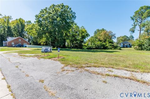 Tiny photo for 1304 Arlington Road, Hopewell, VA 23860 (MLS # 2528481)