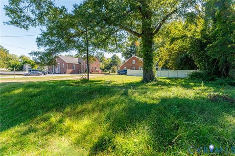 Tiny photo for 1304 Arlington Road, Hopewell, VA 23860 (MLS # 2528481)