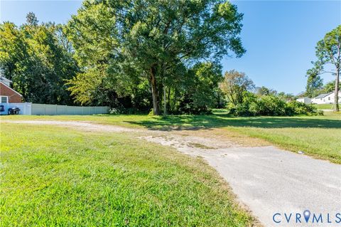 Tiny photo for 1304 Arlington Road, Hopewell, VA 23860 (MLS # 2528481)