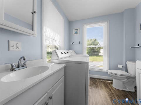 Tiny photo for 100 Indian Oak Avenue, Crewe, VA 23930 (MLS # 2621650)