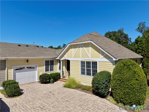 Photo of 9037 Amberhill Loop, Chesterfield, VA 23236 (MLS # 2624968)