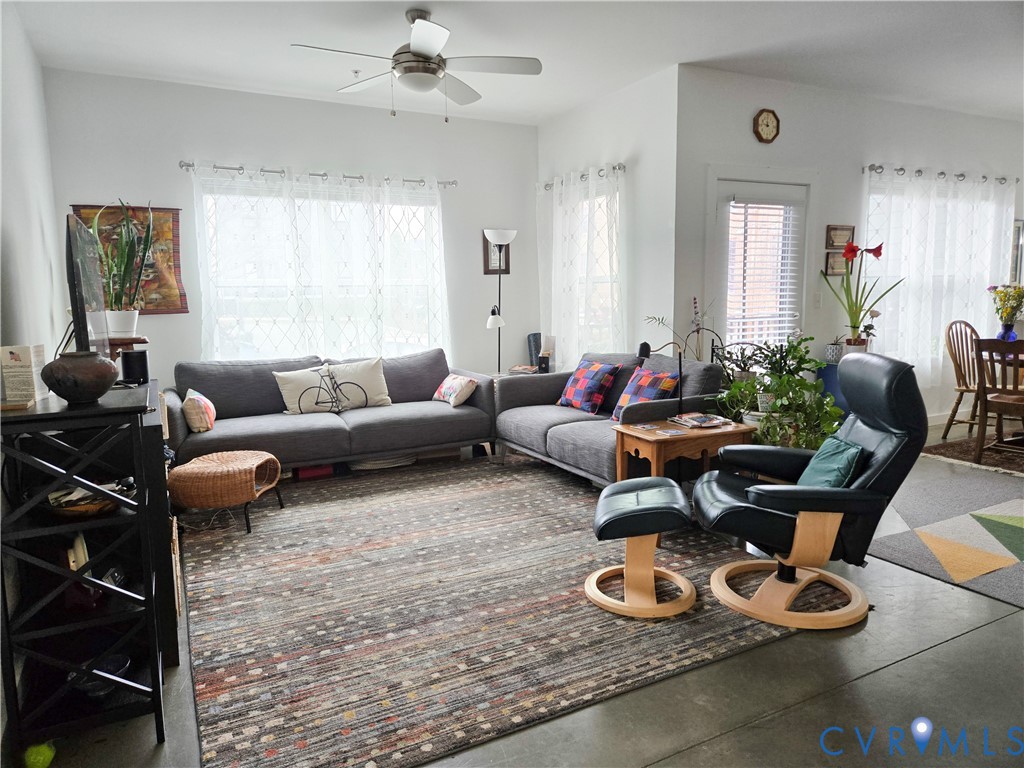 901 Porter Street U104