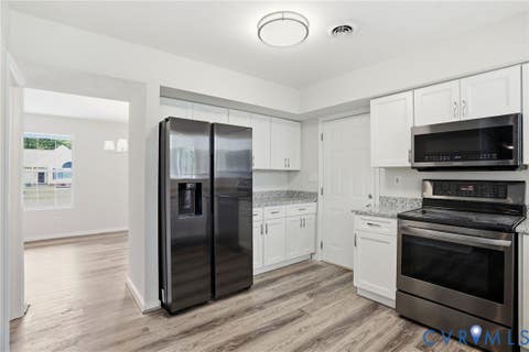 Tiny photo for 14221 Bermuda Point Court, Chester, VA 23836 (MLS # 2615304)