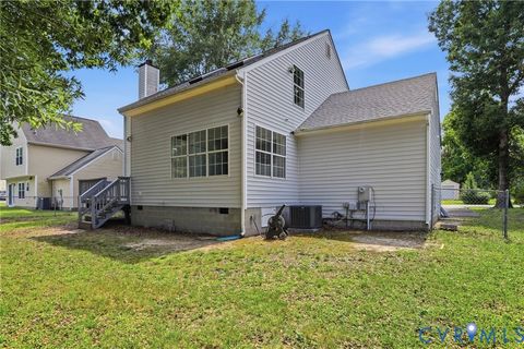 Tiny photo for 14221 Bermuda Point Court, Chester, VA 23836 (MLS # 2615304)