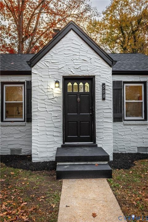 Tiny photo for 508 S 19th Avenue, Hopewell, VA 23860 (MLS # 2530557)