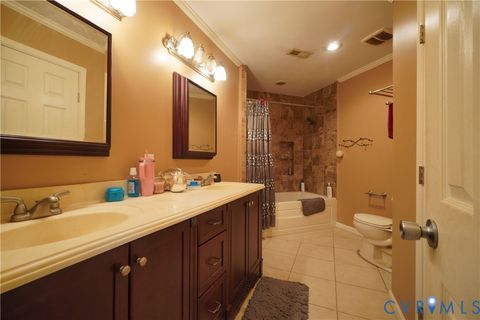 Tiny photo for 303 Bridge Crossing, Yorktown, VA 23692 (MLS # 2606319)