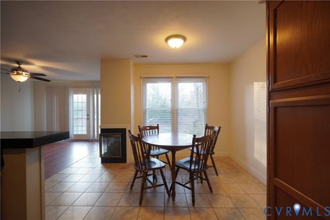 Tiny photo for 303 Bridge Crossing, Yorktown, VA 23692 (MLS # 2606319)