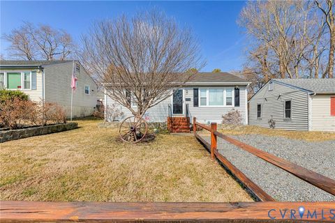 Photo of 16 N Juniper Avenue, Highland Springs, VA 23075 (MLS # 2604724)