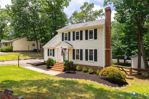 Photo of 8263 Fourscore Drive, Mechanicsville, VA 23111 (MLS # 2618127)