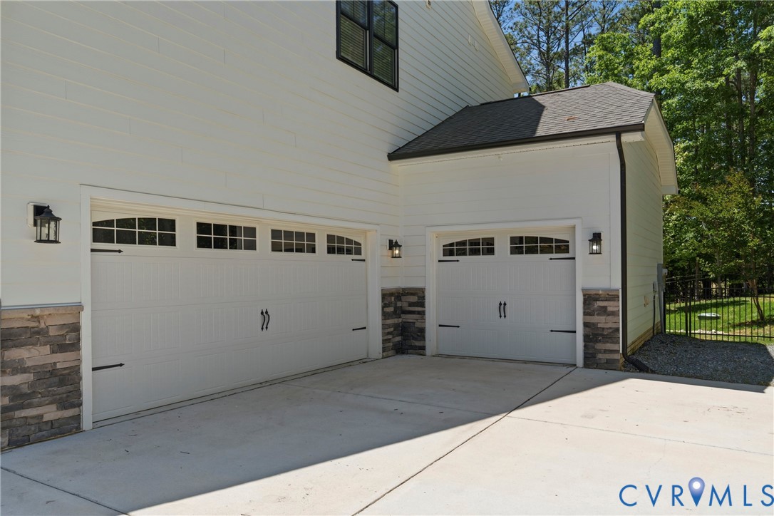 5320 Linkshire Lane