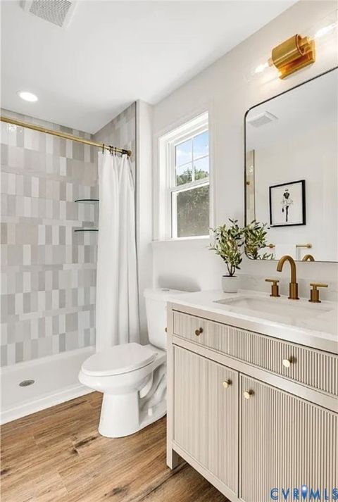 Tiny photo for 14915 Lebanon Road, Spring Grove, VA 23111 (MLS # 2533211)