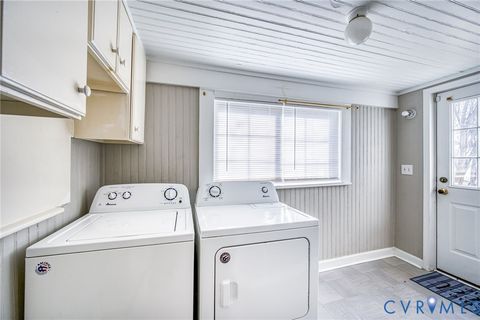 Tiny photo for 201 Suffolk Avenue, Colonial Heights, VA 23834 (MLS # 2533094)