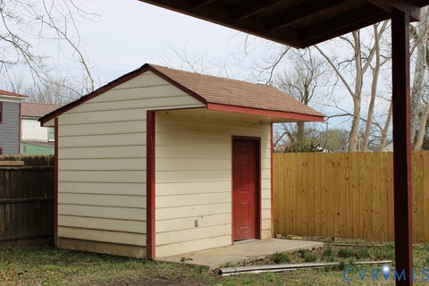 Tiny photo for 1127 Upper Appomattox Street, Petersburg, VA 23803 (MLS # 2624596)