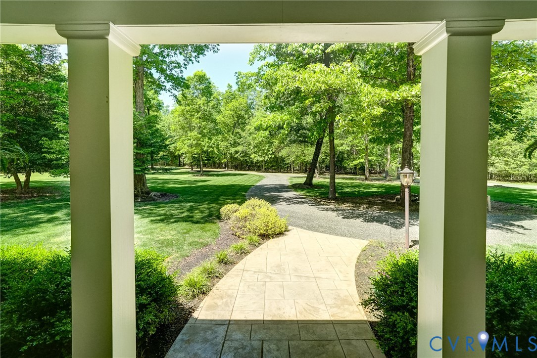 3095 Three Bridge Road