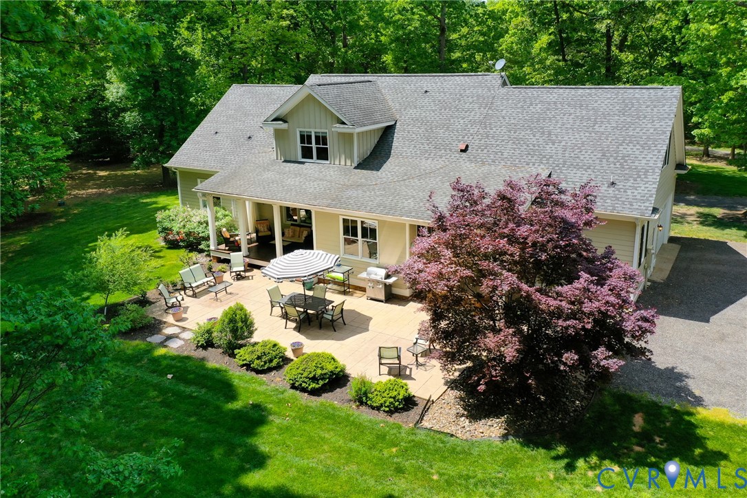 3095 Three Bridge Road